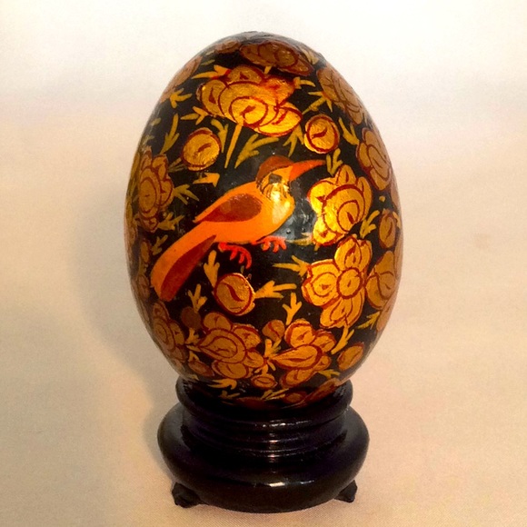 ๐ Vintage Wood Lacquer Egg On Stand Flowers Red Gold - Picture 2 of 9